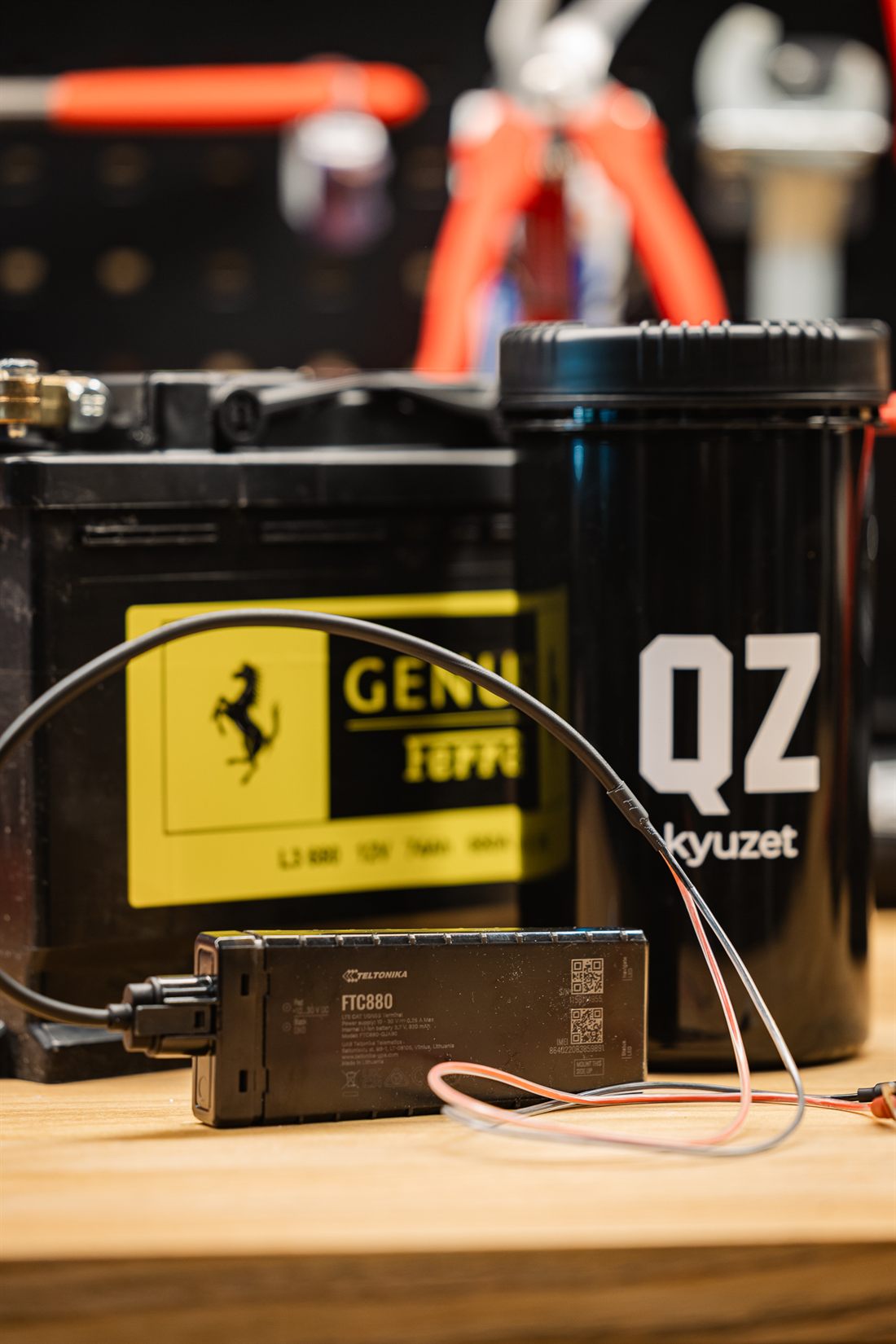 Das QZ-Gerät — Wächter der 12V-Autobatterie